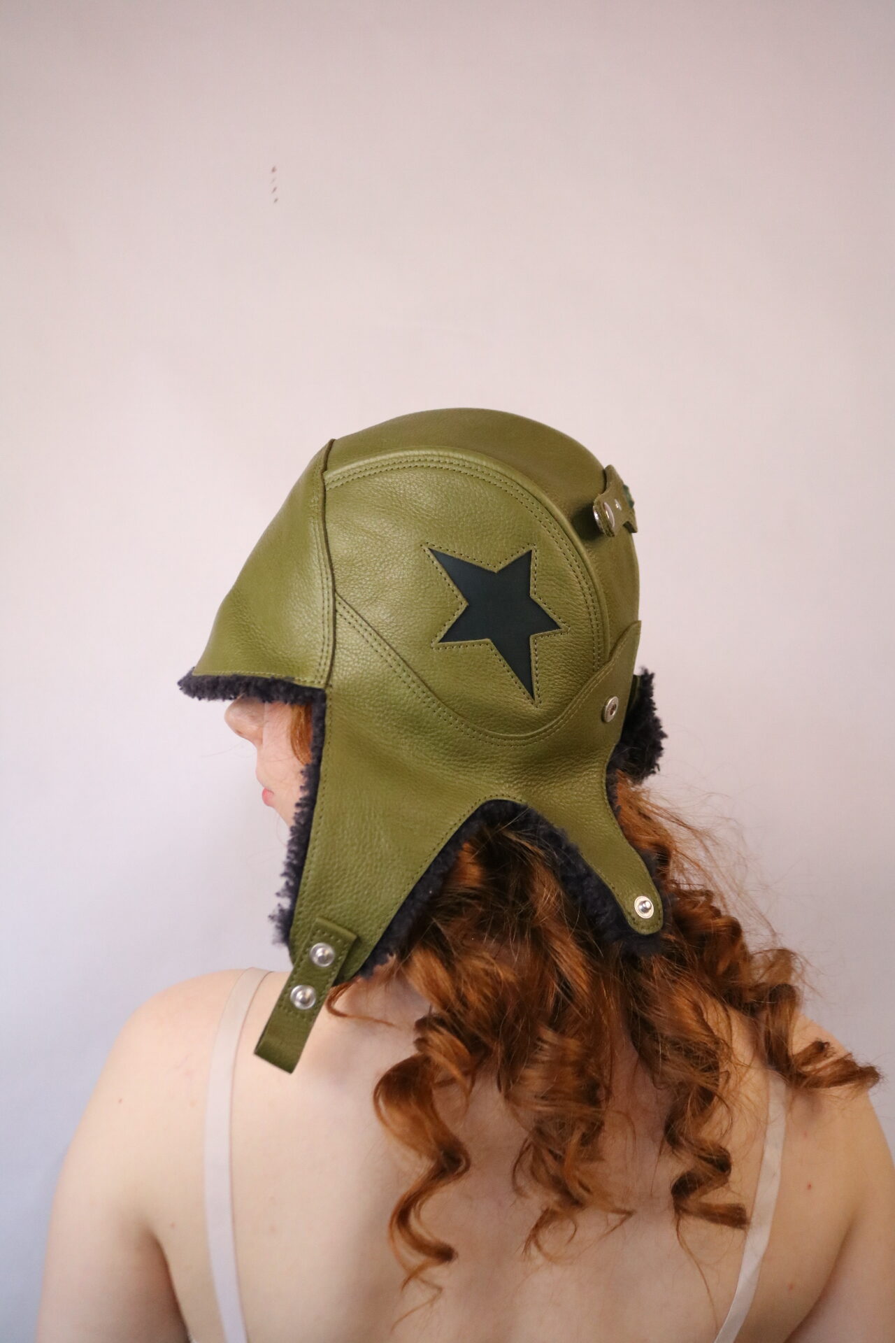 Green Aviator - Image 5